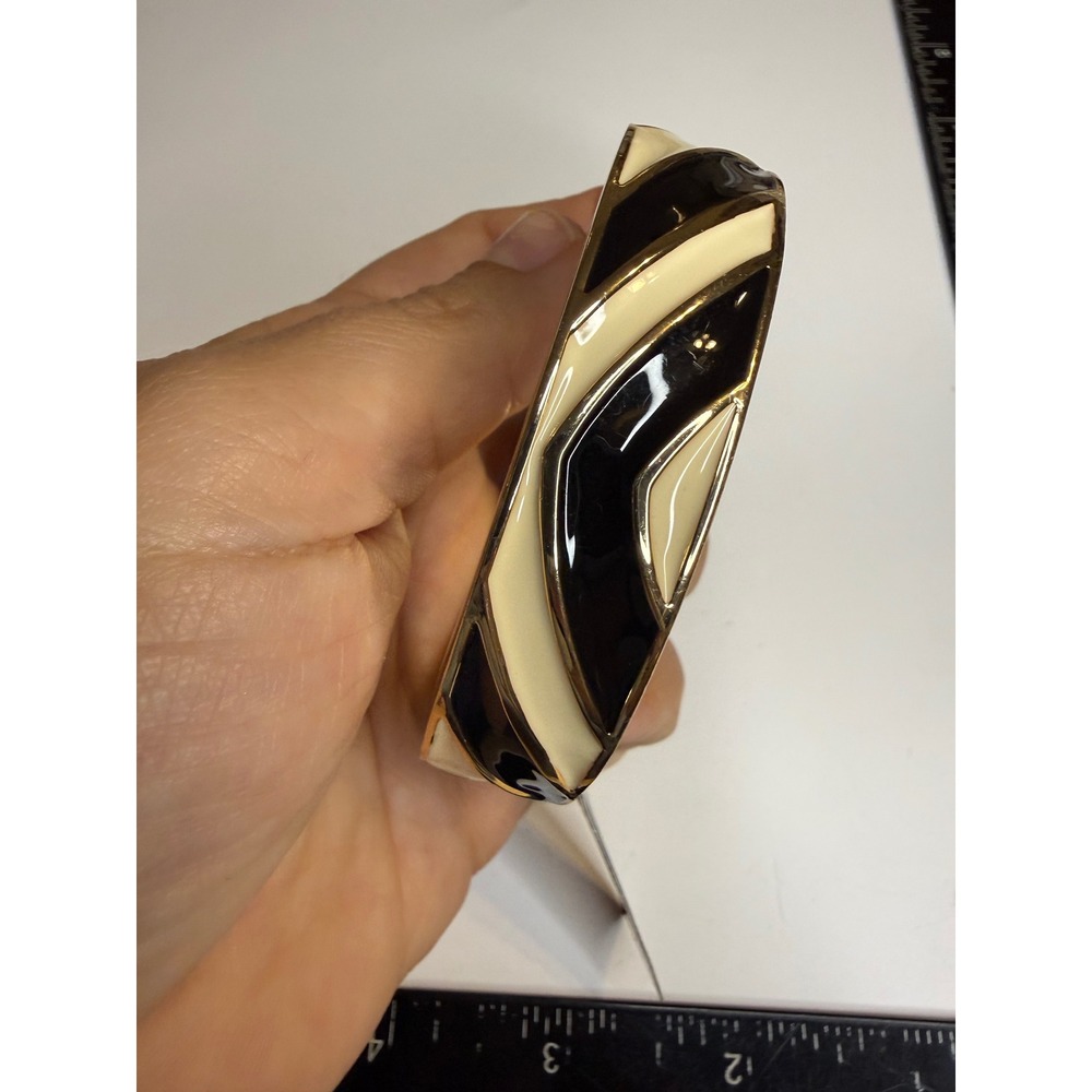 Bibi Hill Black Cream Enamel Gold Tone Hinged Bangle Statement Bracelet